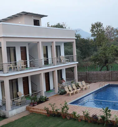 Amaira gallery